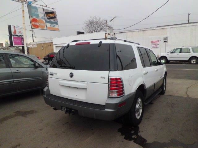 Mercury Mountaineer 2002 photo 3