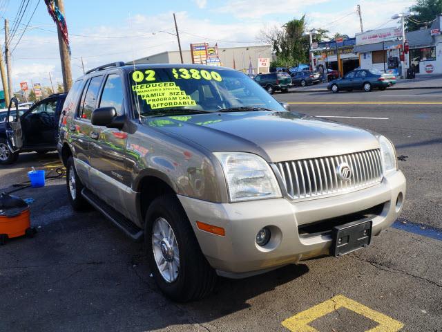 Mercury Mountaineer 2002 photo 1