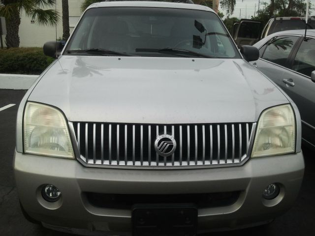 Mercury Mountaineer 2002 photo 2