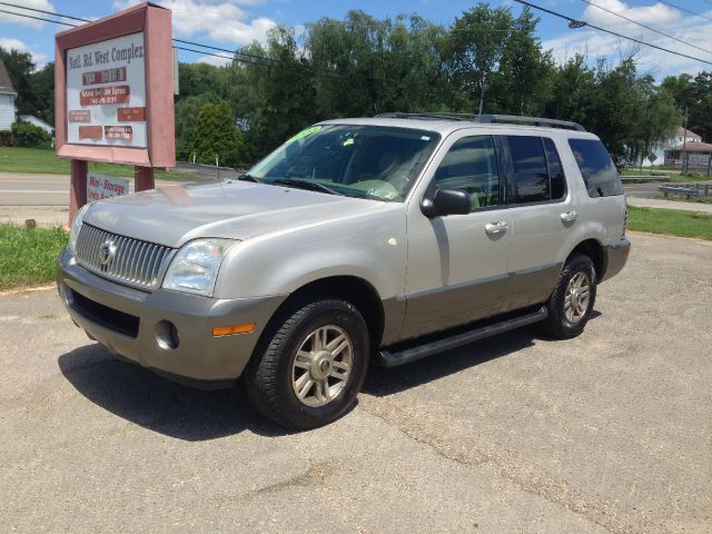 Mercury Mountaineer 2003 photo 2