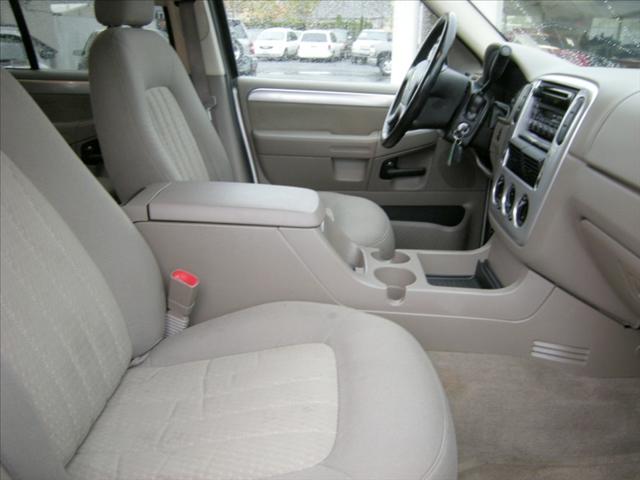 Mercury Mountaineer 2003 photo 1
