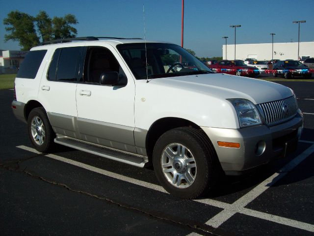 Mercury Mountaineer 2003 photo 4