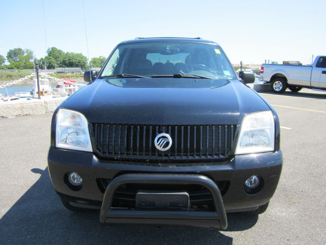 Mercury Mountaineer 2003 photo 1