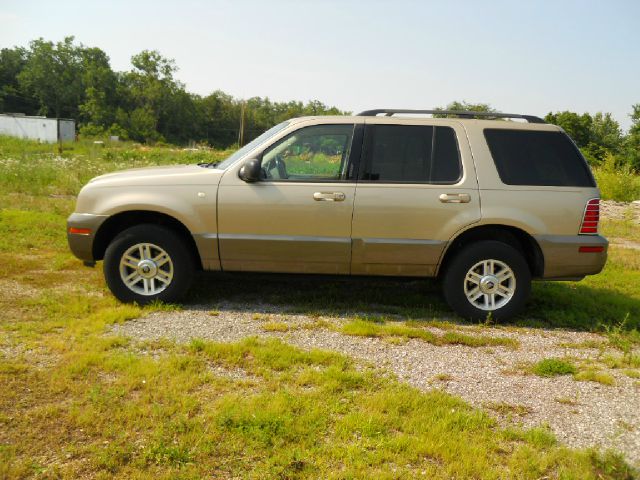 Mercury Mountaineer 2003 photo 1