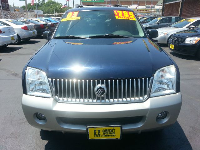 Mercury Mountaineer 2003 photo 2