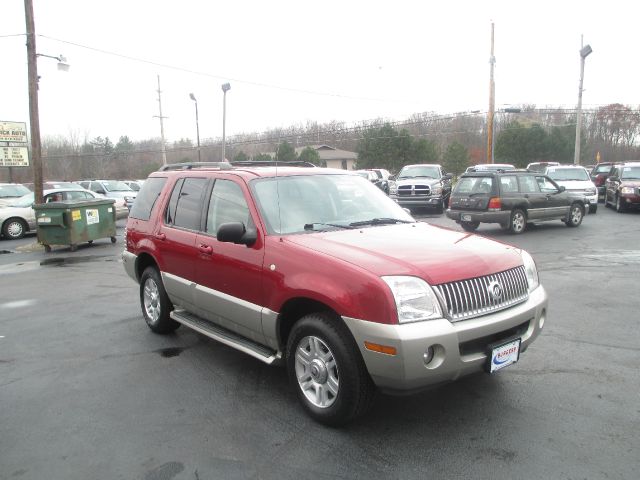 Mercury Mountaineer 2003 photo 2