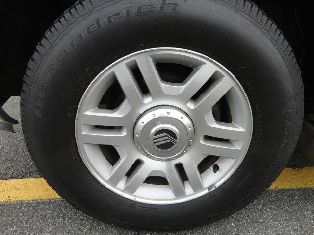 Mercury Mountaineer 2003 photo 3