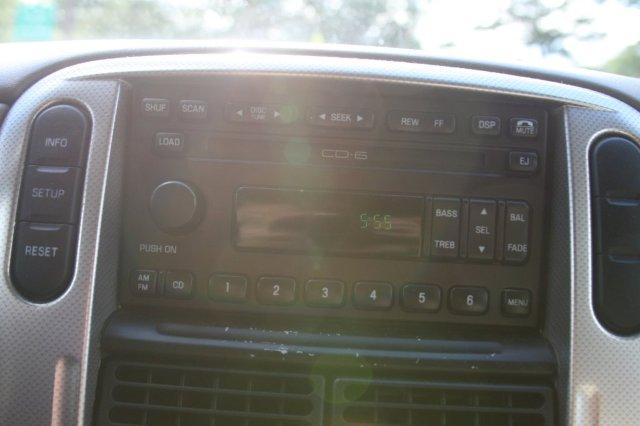 Mercury Mountaineer 2003 photo 4