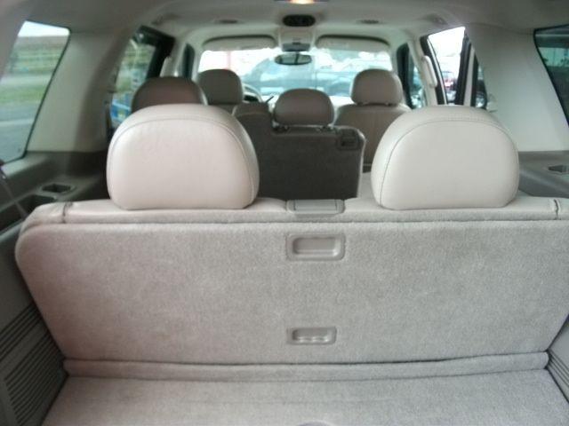 Mercury Mountaineer 2004 photo 4