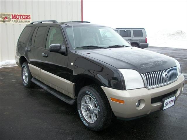 Mercury Mountaineer 2004 photo 1