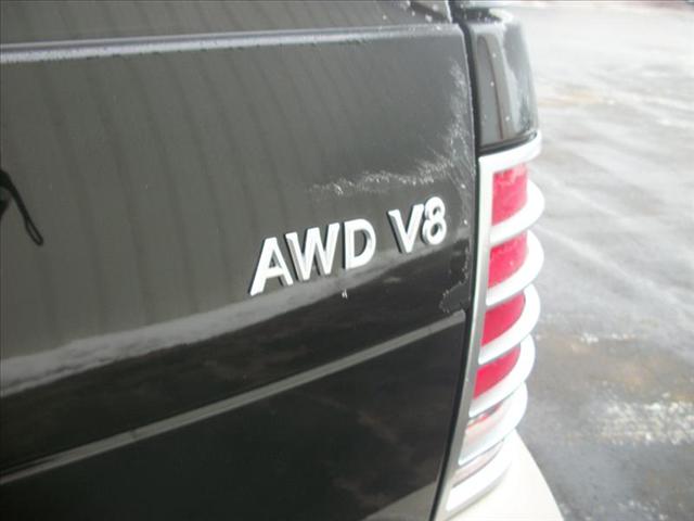 Mercury Mountaineer 2004 photo 2