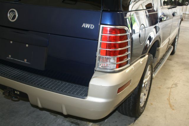 Mercury Mountaineer 2004 photo 3