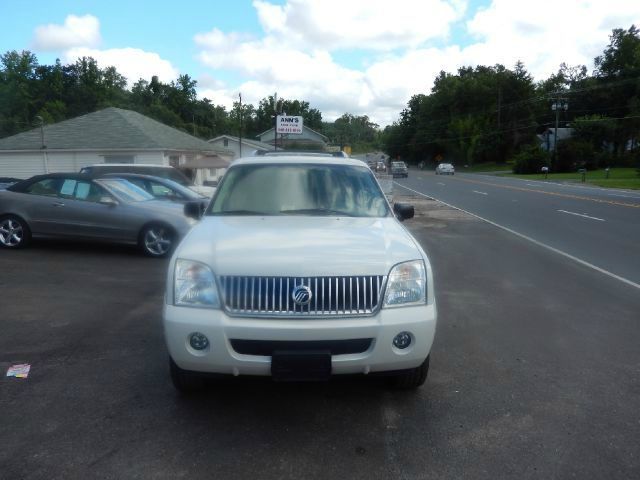 Mercury Mountaineer 2004 photo 4