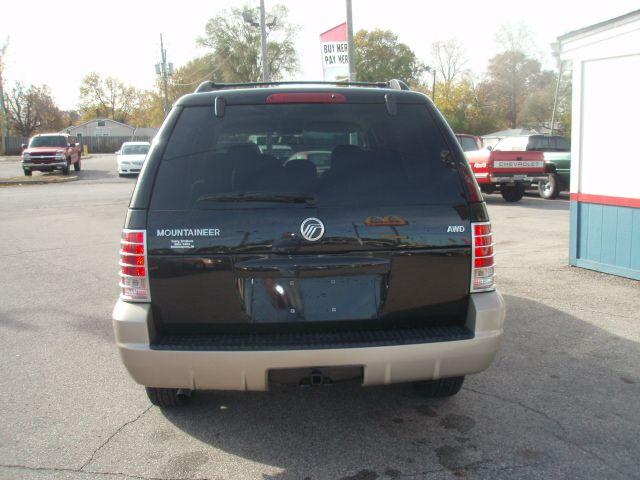 Mercury Mountaineer 2004 photo 4