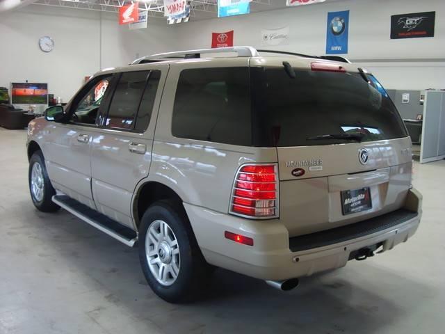 Mercury Mountaineer 2004 photo 4