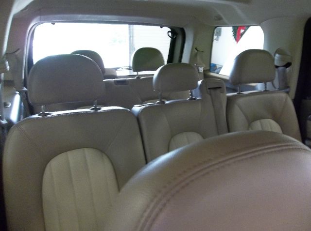 Mercury Mountaineer 2004 photo 2