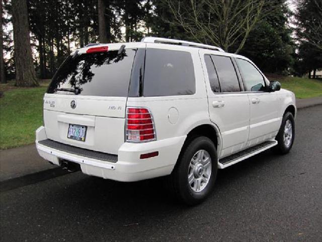 Mercury Mountaineer 2004 photo 3