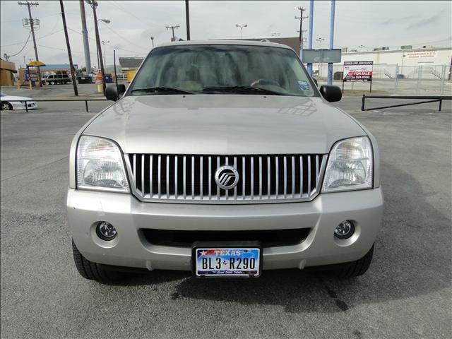 Mercury Mountaineer 2004 photo 2