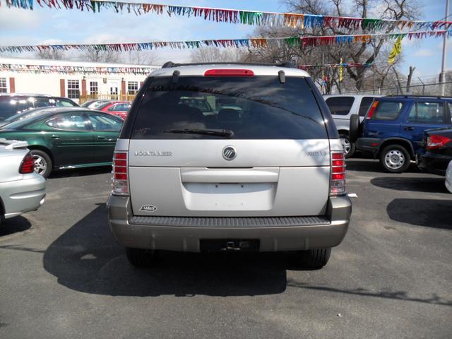Mercury Mountaineer 2004 photo 4