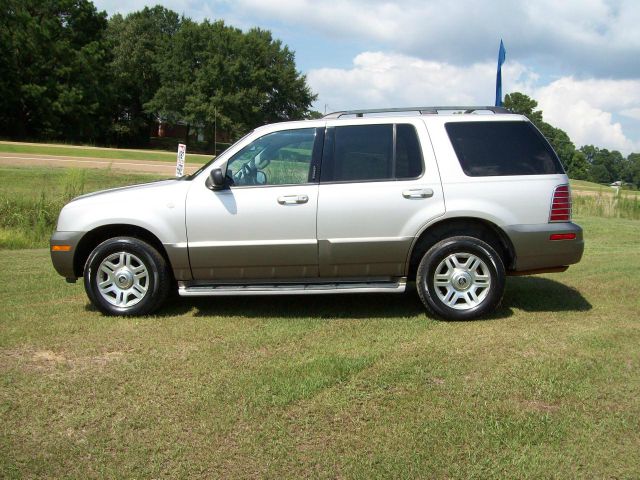 Mercury Mountaineer 2004 photo 3