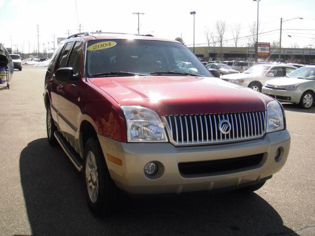 Mercury Mountaineer 2004 photo 2