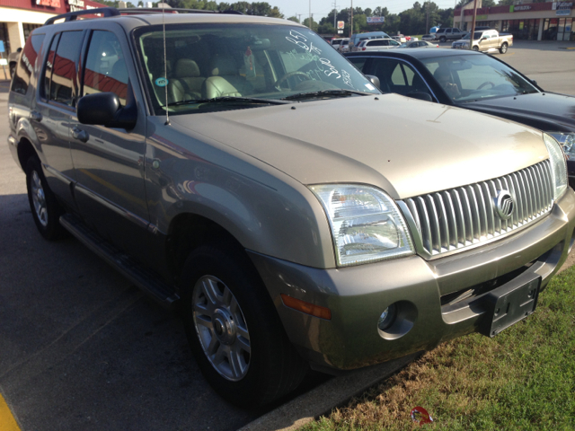 Mercury Mountaineer 2004 photo 4