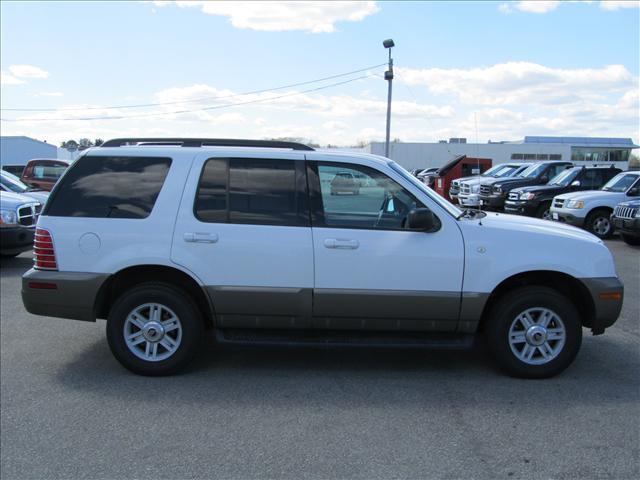 Mercury Mountaineer 2004 photo 3