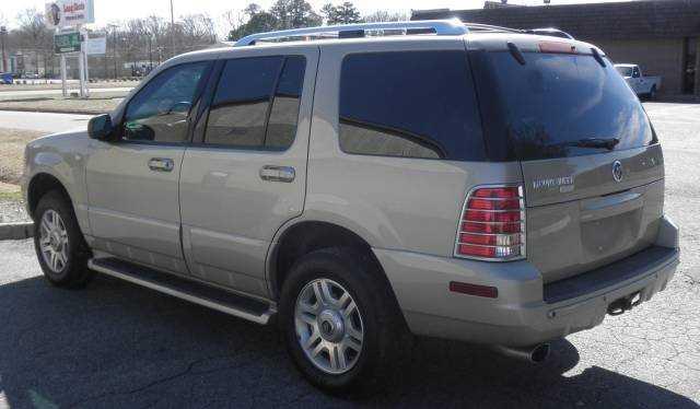 Mercury Mountaineer 2004 photo 3