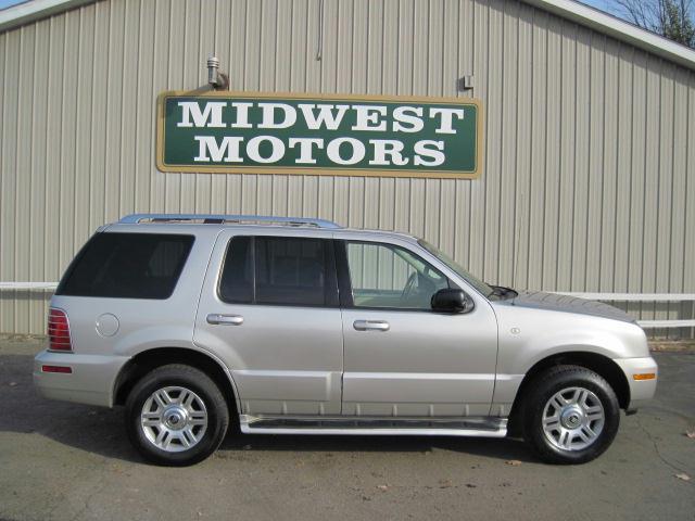 Mercury Mountaineer 2004 photo 1