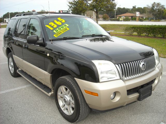 Mercury Mountaineer 2004 photo 1