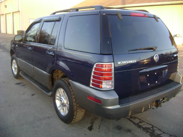 Mercury Mountaineer Loaded XLT Sport Utility