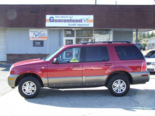 Mercury Mountaineer 2004 photo 1