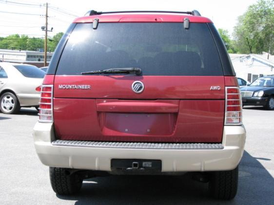 Mercury Mountaineer 2004 photo 1