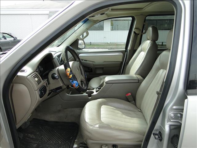 Mercury Mountaineer 2004 photo 4