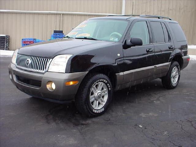Mercury Mountaineer 2004 photo 1