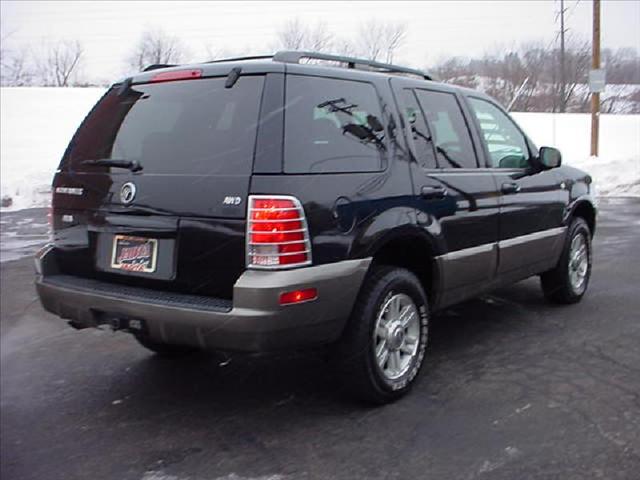 Mercury Mountaineer 2004 photo 3