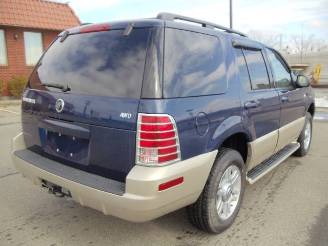 Mercury Mountaineer 2004 photo 3