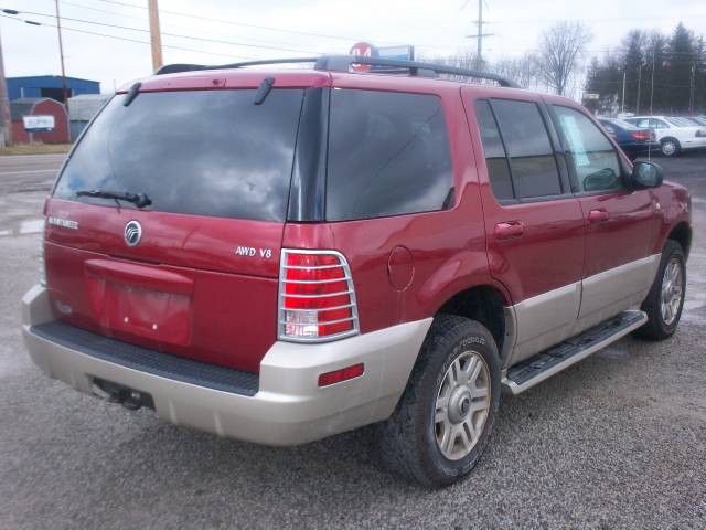 Mercury Mountaineer 2004 photo 1