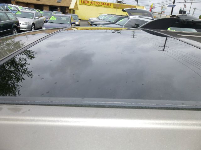 Mercury Mountaineer 2005 photo 1