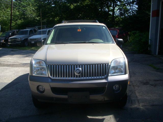 Mercury Mountaineer Touring Signature Sedan 4D SUV