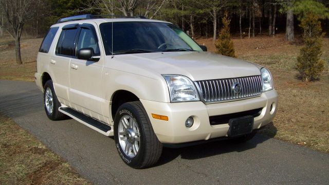 Mercury Mountaineer 2005 photo 3