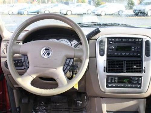 Mercury Mountaineer 2005 photo 1