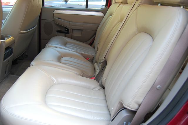 Mercury Mountaineer 2005 photo 1