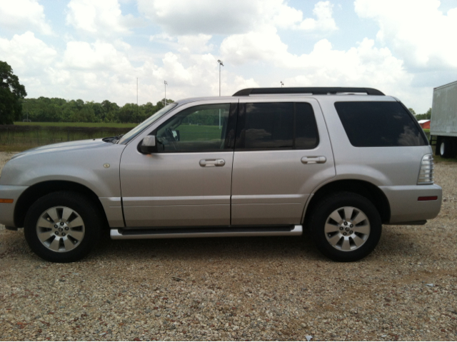 Mercury Mountaineer 2006 photo 1