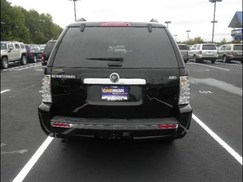 Mercury Mountaineer 2006 photo 2