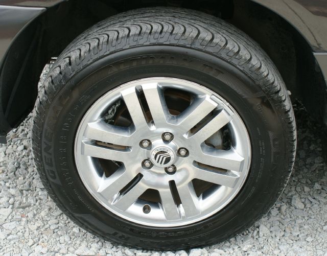 Mercury Mountaineer 2007 photo 2