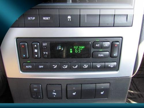 Mercury Mountaineer 2007 photo 2