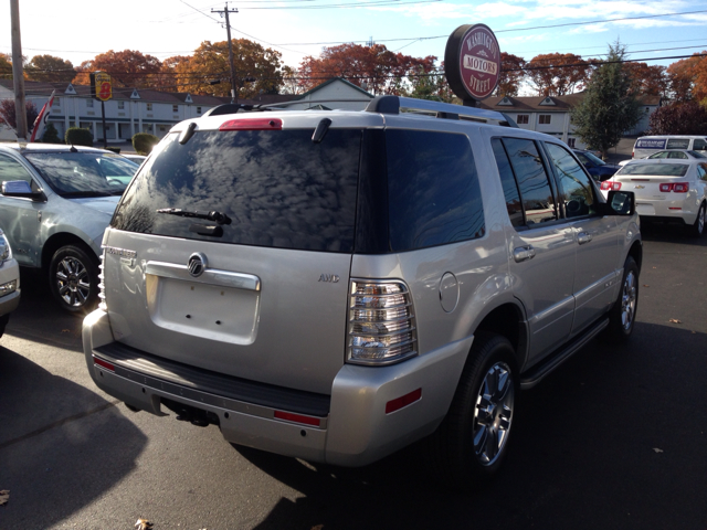 Mercury Mountaineer 2010 photo 2