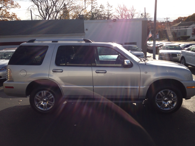 Mercury Mountaineer 2010 photo 4