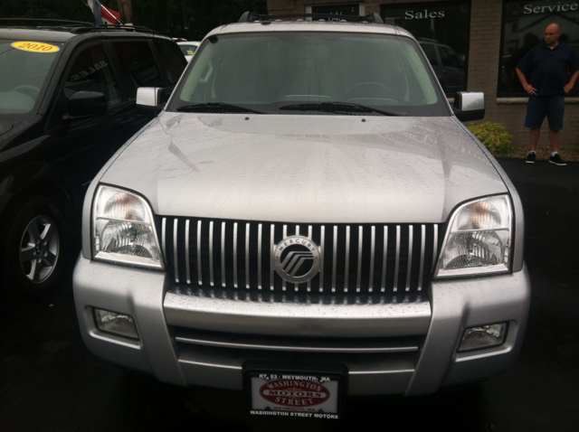 Mercury Mountaineer Crome SUV